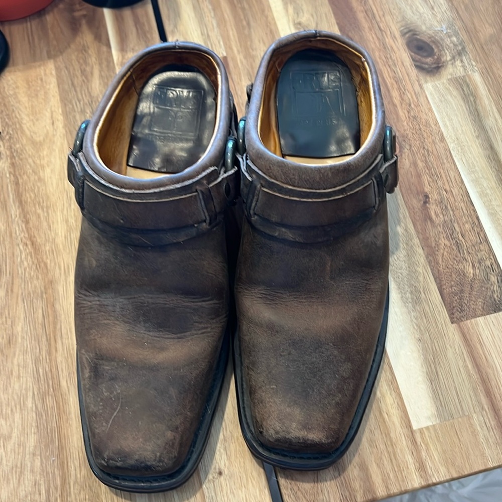 Frye harness clogs / mules size 9 m